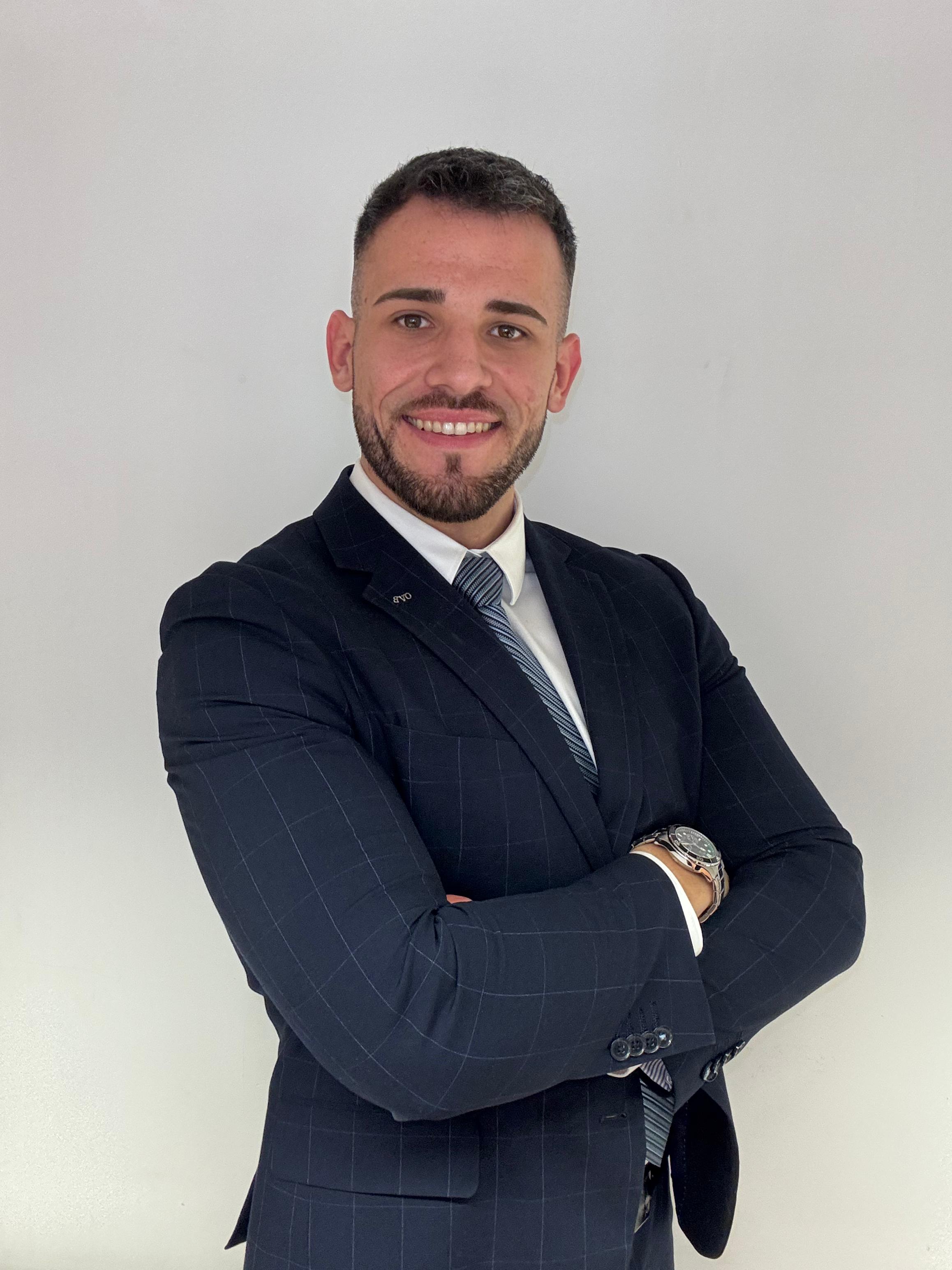 Óscar, consultor financiero independiente